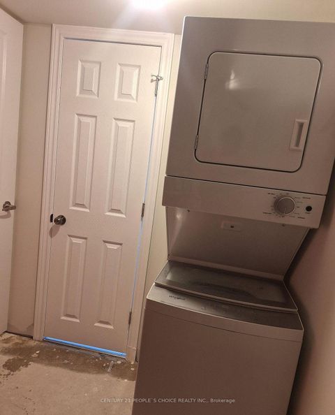 Photo 15 at 7 Silo Mews, Rural Barrie Southeast, Barrie