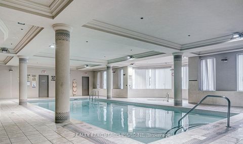 Photo 9 at 810 - 4879 Kimbermount Avenue, Central Erin Mills, Mississauga