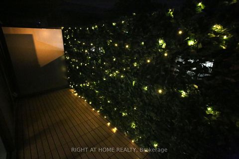 Photo 20 at 210 - 330 Richmond Street W, Waterfront Communities C1, Toronto