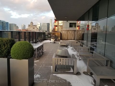 Photo 28 at 210 - 330 Richmond Street W, Waterfront Communities C1, Toronto