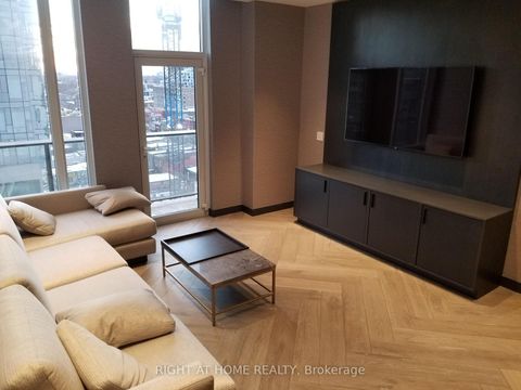 Photo 29 at 210 - 330 Richmond Street W, Waterfront Communities C1, Toronto