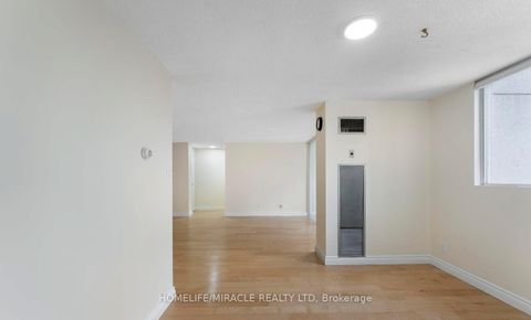 Photo 16 at 202 - 3700 Kaneff Crescent, Mississauga Valleys, Mississauga