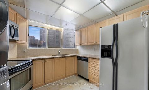 Photo 17 at 202 - 3700 Kaneff Crescent, Mississauga Valleys, Mississauga