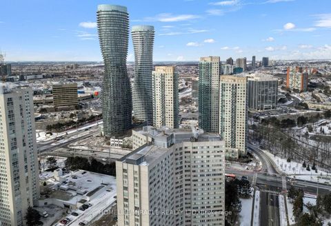 Photo 36 at 202 - 3700 Kaneff Crescent, Mississauga Valleys, Mississauga