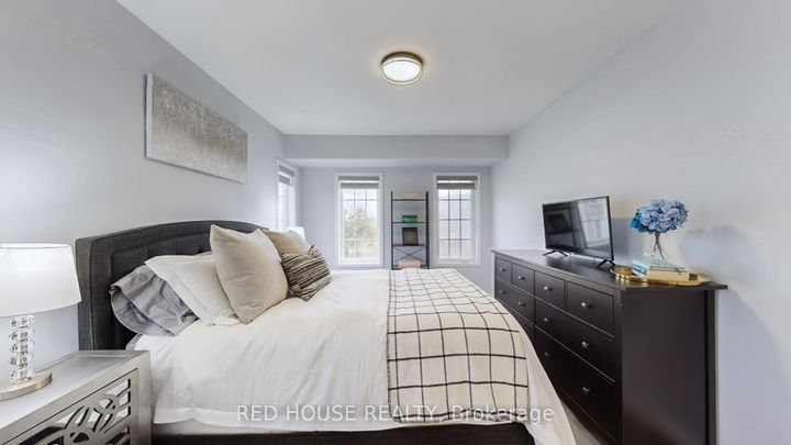 Photo 15 at E08 - 26 Bruce Street, East Woodbridge, Vaughan