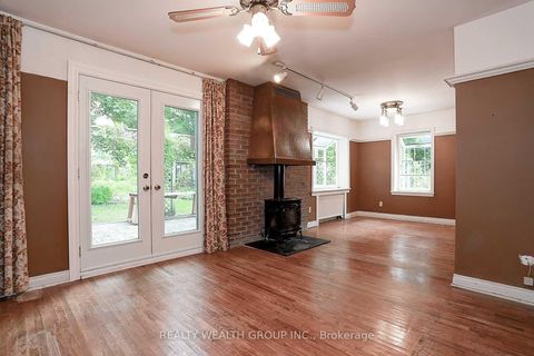 Photo 3 at 460 Main Street, Schomberg, King