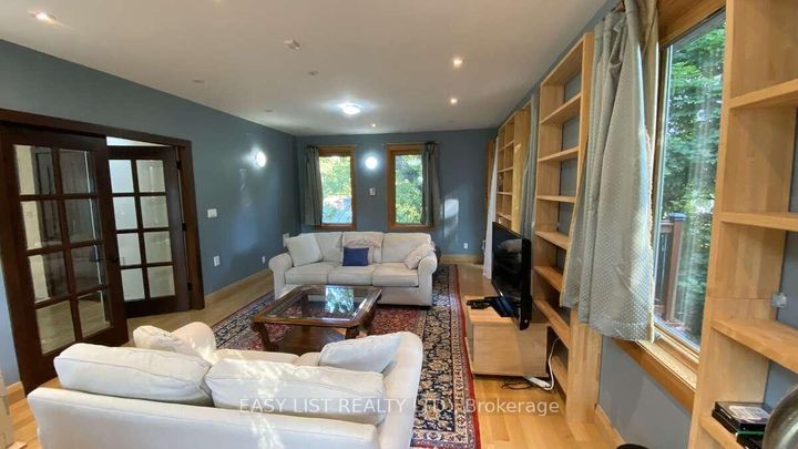 Photo 35 at 98 Burbank Drive, Bayview Village, Toronto