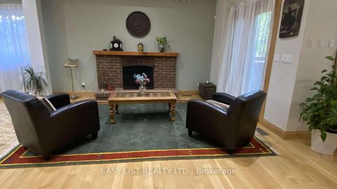 Photo 13 at 98 Burbank Drive, Bayview Village, Toronto