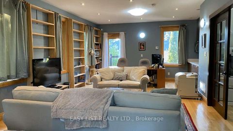 Photo 34 at 98 Burbank Drive, Bayview Village, Toronto