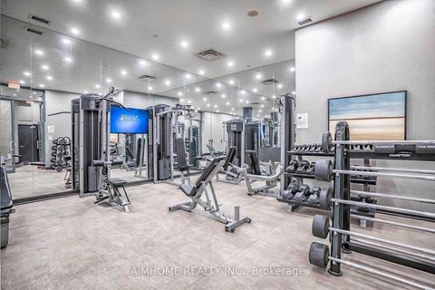 Photo 5 at 801 - 770 Bay Street, Bay Street Corridor, Toronto