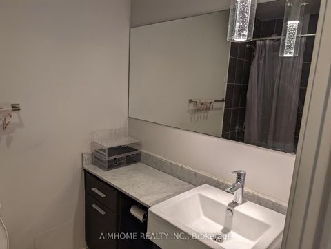 Photo 12 at 801 - 770 Bay Street, Bay Street Corridor, Toronto