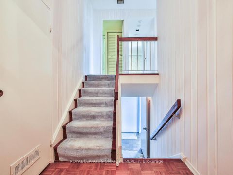 Photo 4 at F19 - 288 Mill Road, Markland Wood, Toronto