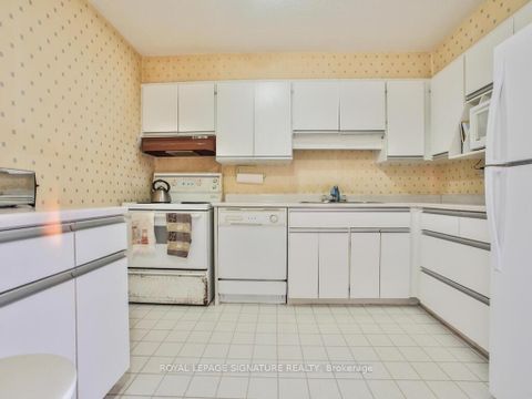 Photo 14 at F19 - 288 Mill Road, Markland Wood, Toronto