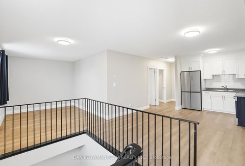 Photo 11 at 476 Albert Street, Central, Oshawa