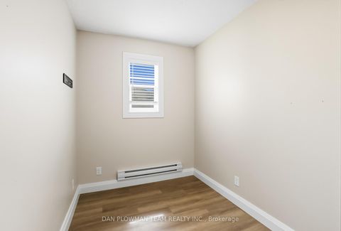 Photo 15 at 476 Albert Street, Central, Oshawa