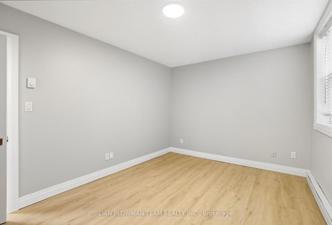 Photo 28 at 476 Albert Street, Central, Oshawa