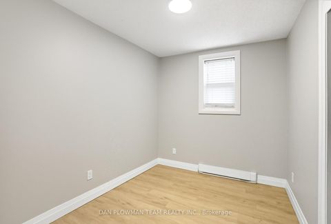 Photo 32 at 476 Albert Street, Central, Oshawa