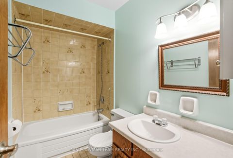 Photo 41 at 476 Albert Street, Central, Oshawa