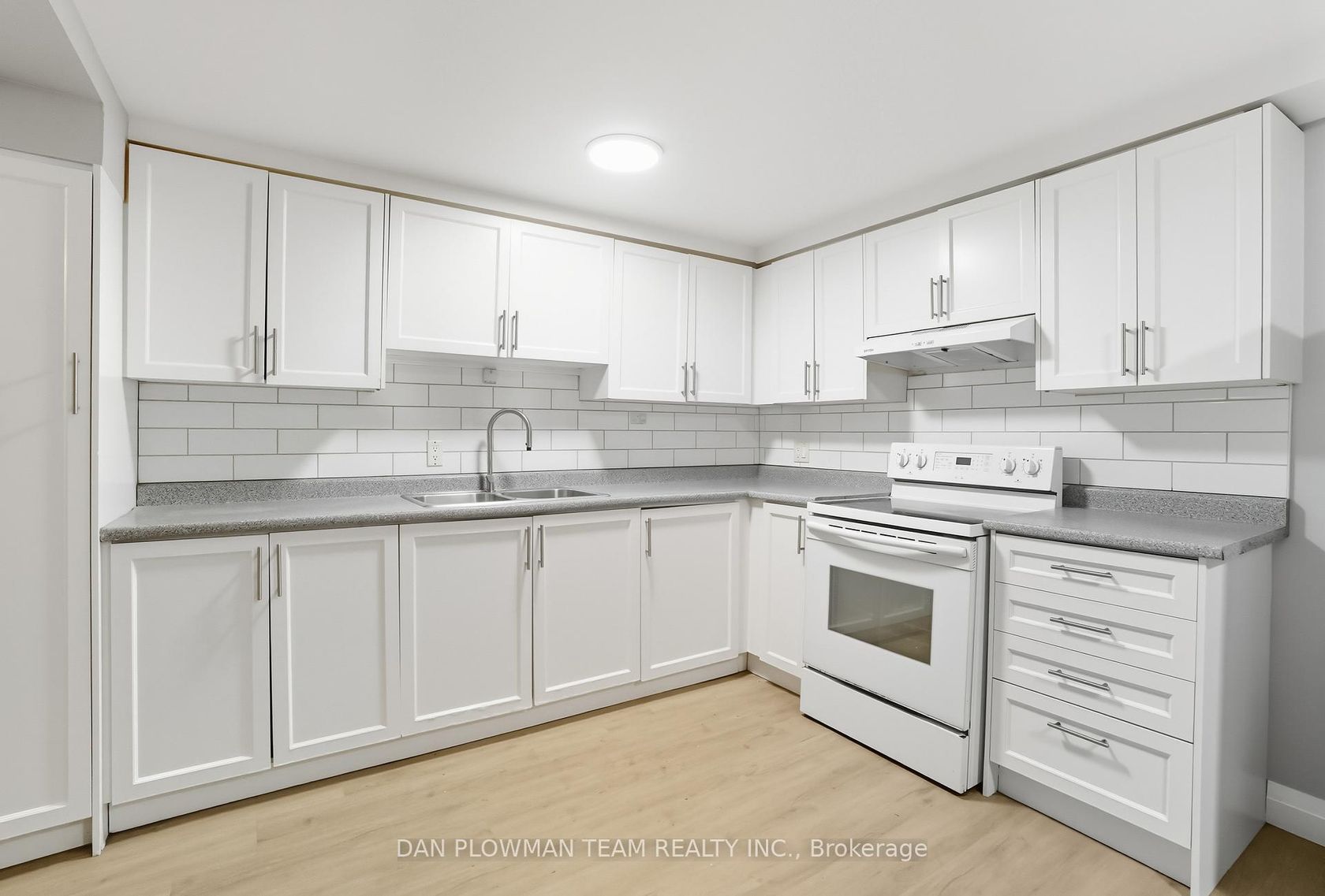 476 Albert Street, Central, Oshawa 