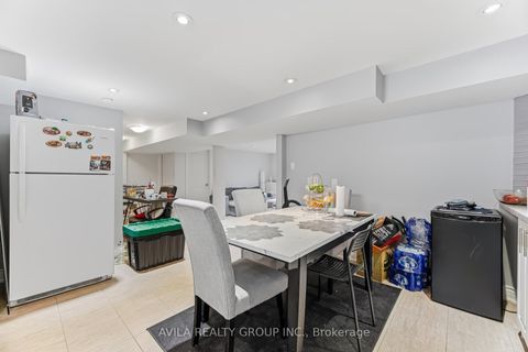 Photo 34 at 45 Redwater Drive, Kipling, Toronto