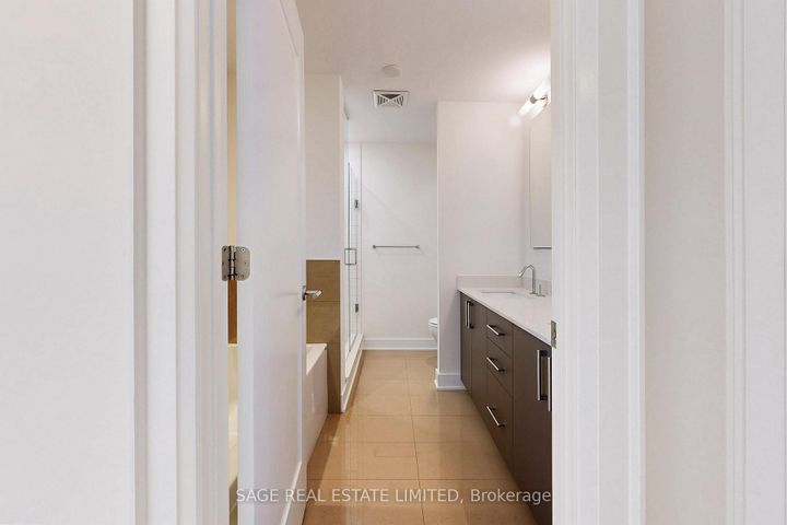 Photo 17 at 2102 - 88 Cumberland Street, Annex, Toronto