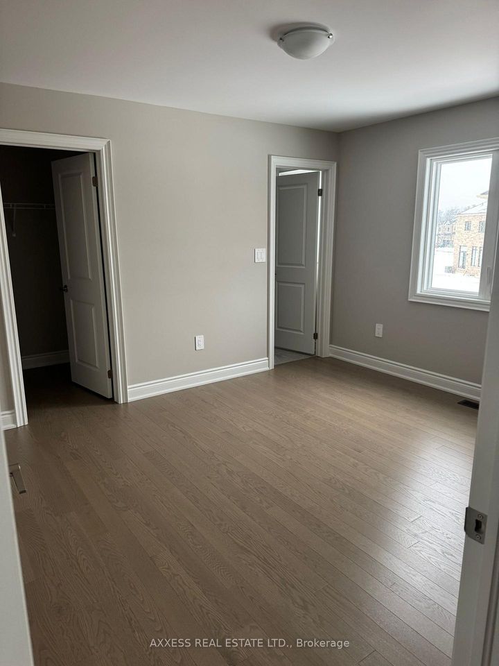 Photo 6 at 11 Misted Breeze Street, Bram West, Brampton