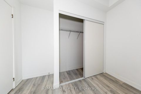 Photo 16 at 835 - 7 Golden Lion Heights N, Newtonbrook East, Toronto