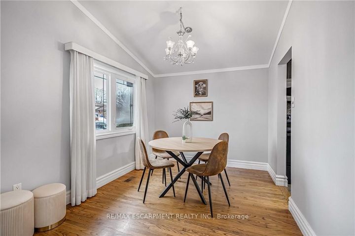 Photo 11 at 85 Ranchdale Drive, Thorner, Hamilton