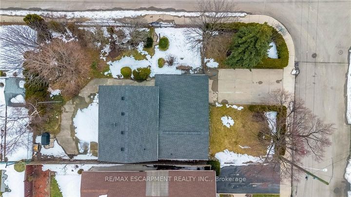 Photo 45 at 85 Ranchdale Drive, Thorner, Hamilton