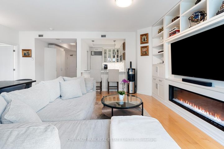 Photo 6 at 304 - 38 Avenue Road, Annex, Toronto