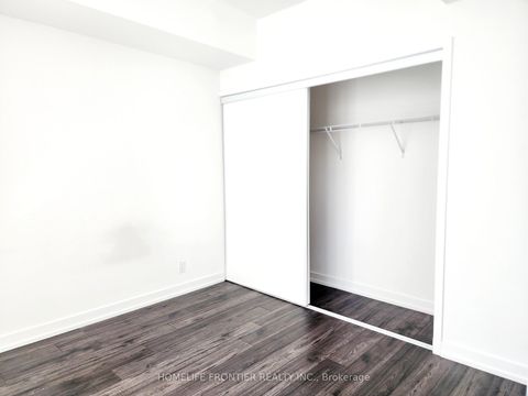 Photo 5 at 717 - 33 Helendale Avenue, Eglinton, Toronto