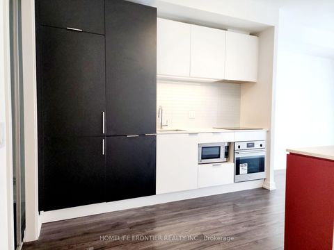 Photo 8 at 717 - 33 Helendale Avenue, Eglinton, Toronto