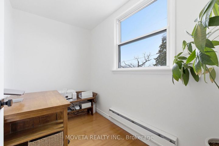 Photo 18 at 438 Silverthorn Avenue, Eglinton West, Toronto