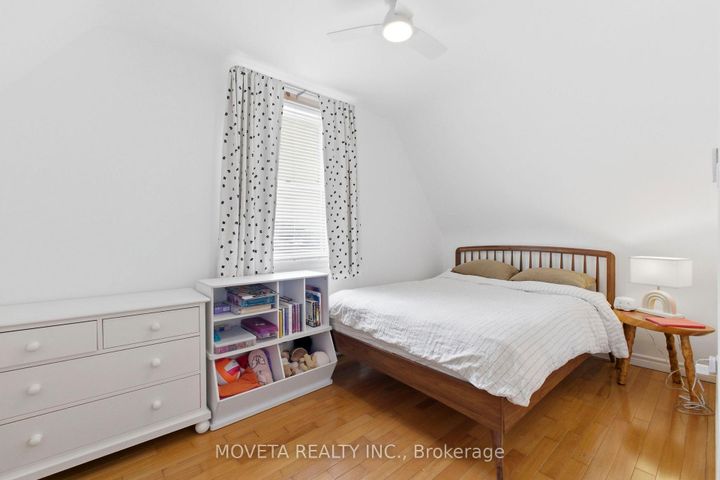 Photo 20 at 438 Silverthorn Avenue, Eglinton West, Toronto