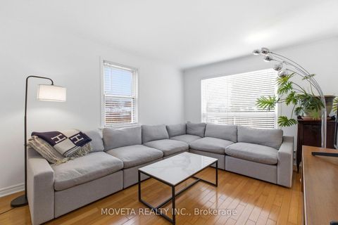Photo 9 at 438 Silverthorn Avenue, Eglinton West, Toronto