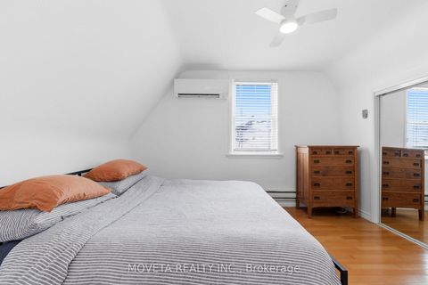 Photo 15 at 438 Silverthorn Avenue, Eglinton West, Toronto