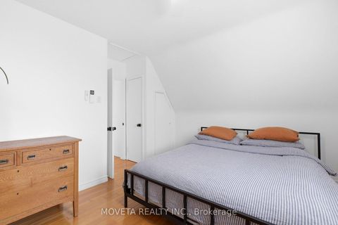 Photo 17 at 438 Silverthorn Avenue, Eglinton West, Toronto