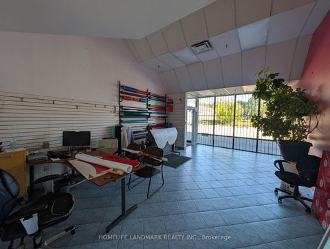 Photo 2 at 19 - 50 Weybright Court, Malvern West, Toronto