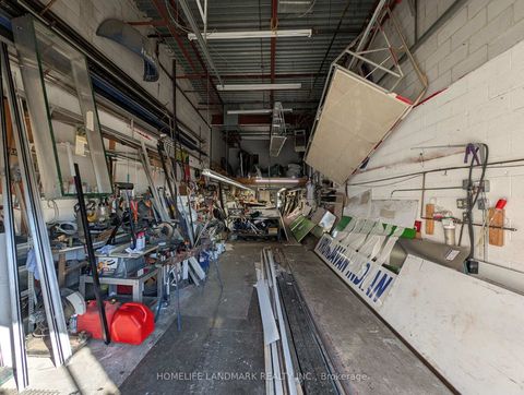 Photo 10 at 19 - 50 Weybright Court, Malvern West, Toronto