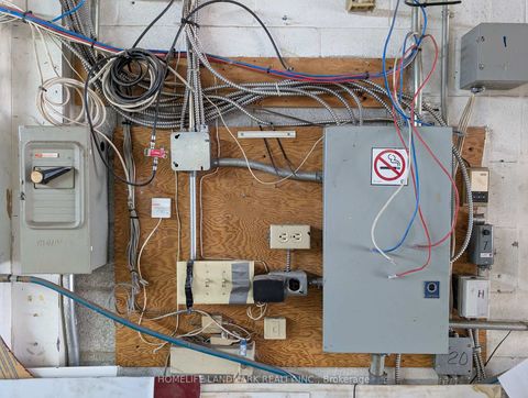 Photo 13 at 19 - 50 Weybright Court, Malvern West, Toronto