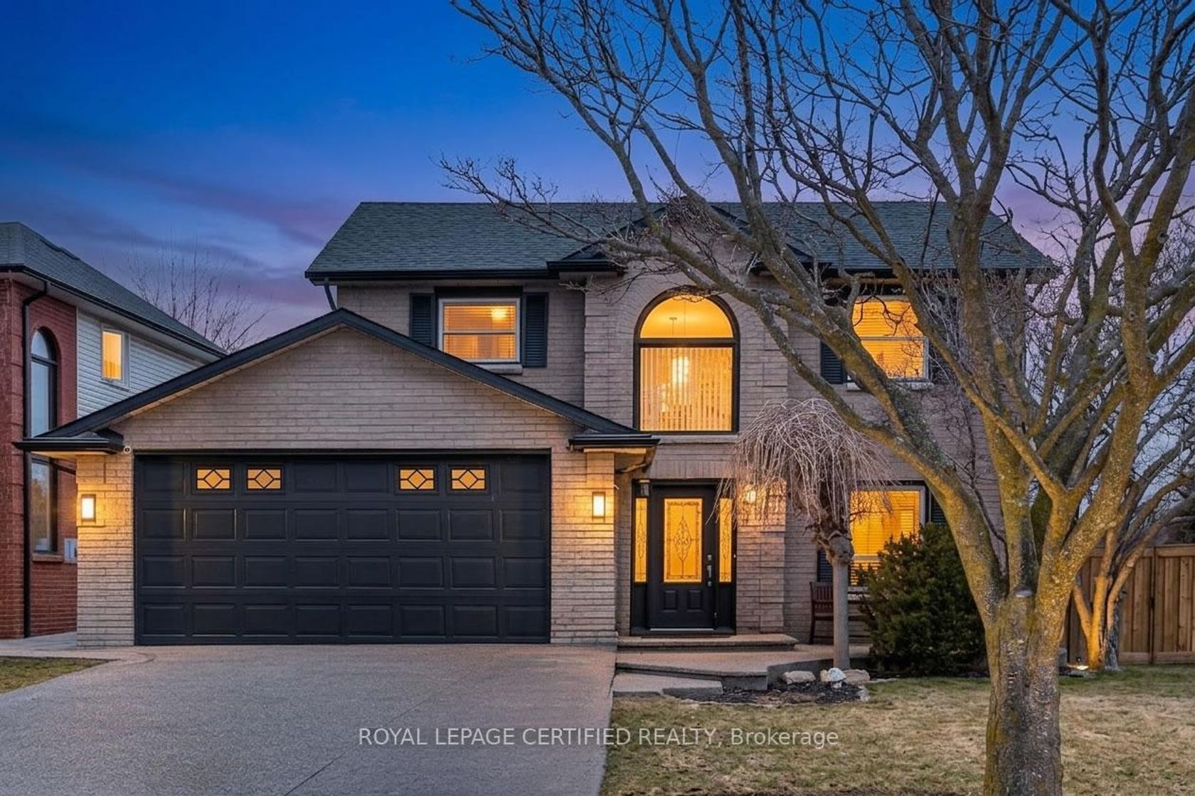 2197 Oakridge Crescent, Headon, Burlington 