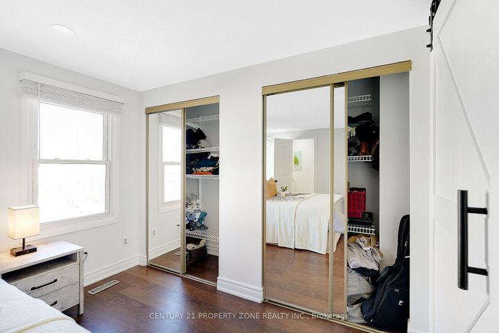 Photo 17 at 40 - 7340 Copenhagen Road, Meadowvale, Mississauga