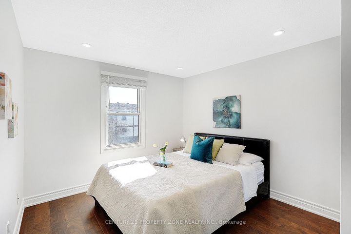 Photo 18 at 40 - 7340 Copenhagen Road, Meadowvale, Mississauga