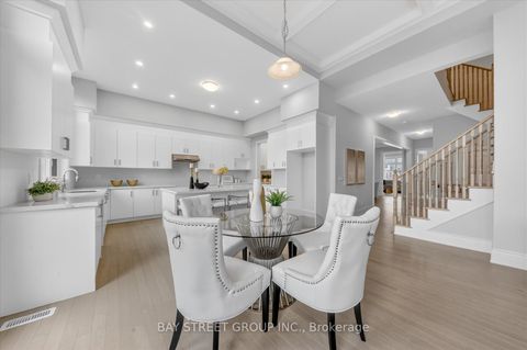 Photo 4 at 37 Meizhou Avenue, Angus Glen, Markham