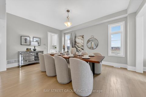 Photo 10 at 37 Meizhou Avenue, Angus Glen, Markham