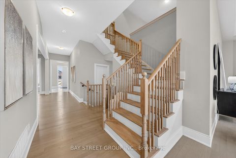 Photo 12 at 37 Meizhou Avenue, Angus Glen, Markham