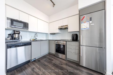 Photo 4 at 1515 - 120 Varna Drive, Lawrence, Toronto
