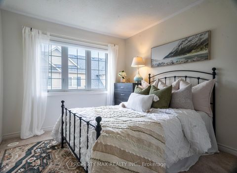 Photo 16 at 2589 Bromus Path, Windfields, Oshawa