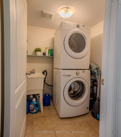 Photo 23 at 2589 Bromus Path, Windfields, Oshawa