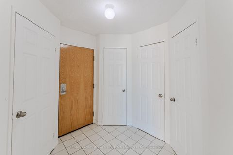 Photo 16 at 2507 - 55 Centre Avenue, Bay Street Corridor, Toronto